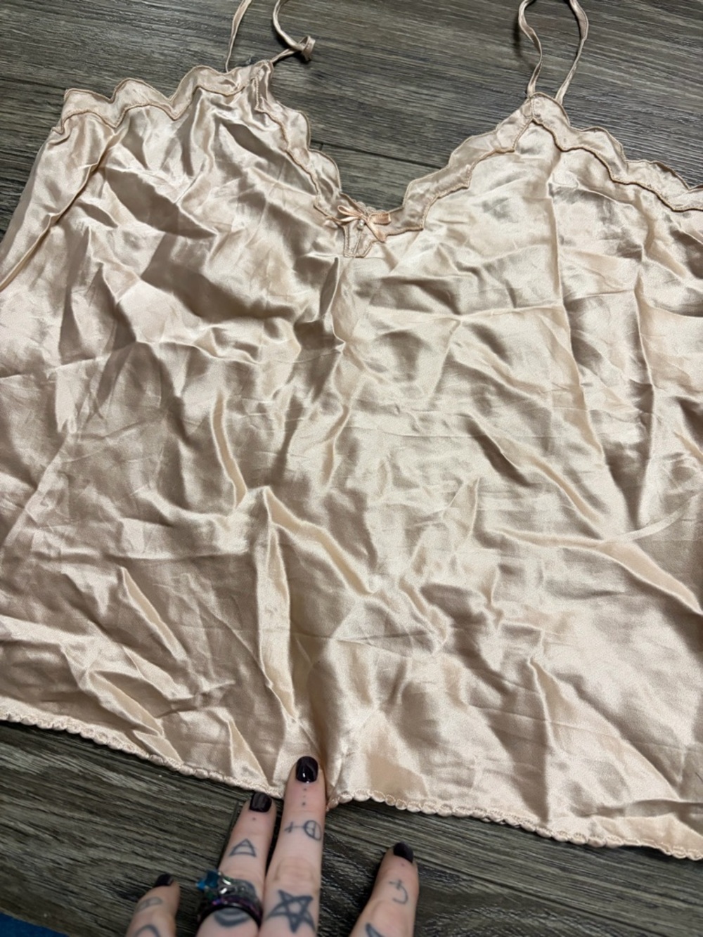 70s/80s European Vintage 100% Silk Cami Top w Lace Trim (Cream/Tan) Size S/M - Picture 2 of 9